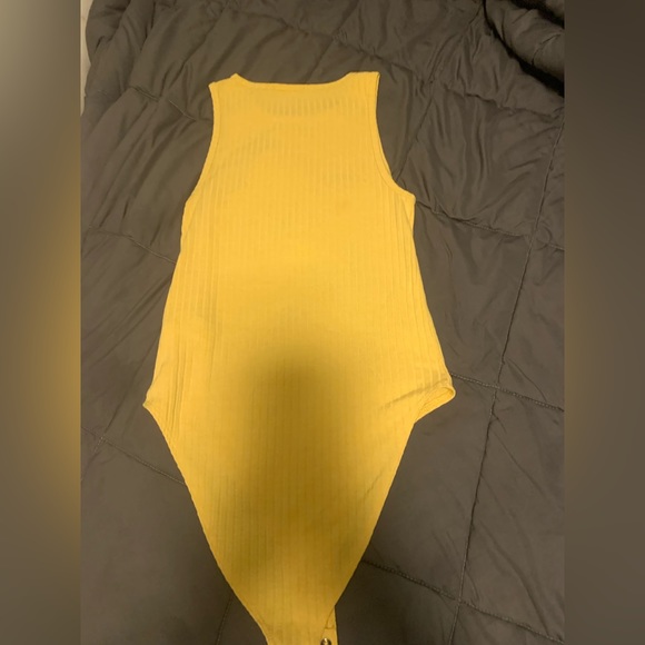 Sleeveless Forever 21 Bodysuit - Picture 2 of 3